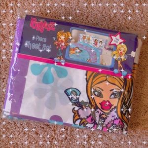 *SALE ONE DAY ONLY* Bratz pillowcase & sheet set